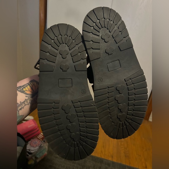 Size 8 Chunky Sandal With Buckle Detail - Picture 3 of 3